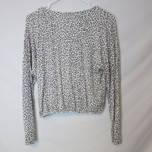 Victoria Secret Heavenly Leopard Print V-Neck Long Sleeve Blouse Womens Small - Picture 7 of 7